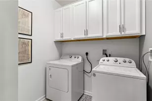 141 E Pt Dr, East Providence, RI 02916 - Photo 11