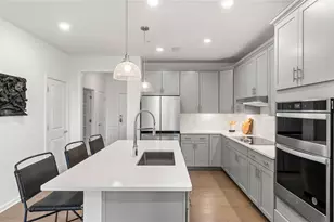 141 E Pt Dr, East Providence, RI 02916 - Photo 3