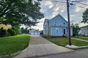 109 Cleveland St, Woonsocket, RI 02895 - Photo 11
