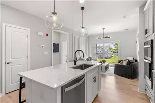 141 E Pt Dr, East Providence, RI 02916 - Photo 3