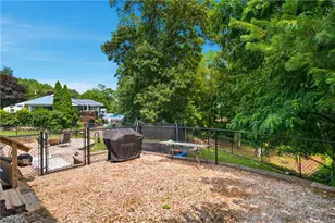 265 Old County Rd, Smithfield, RI 02917 - Photo 27
