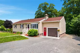 265 Old County Rd, Smithfield, RI 02917 - Photo 3