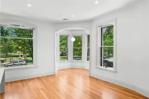 31 Parade St, Providence, RI 02909 - Photo 11