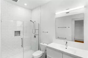 31 Parade St, Providence, RI 02909 - Photo 19