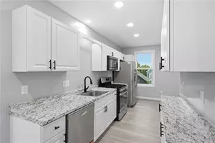 62 Cypress St, Providence, RI 02906 - Photo 9
