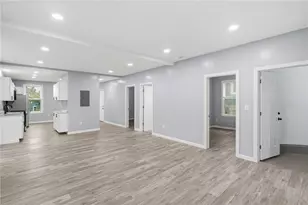 62 Cypress St, Providence, RI 02906 - Photo 3