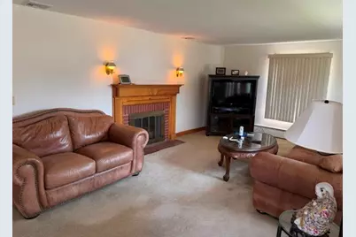 200 Budlong Road, Cranston, RI 02920 - Photo 3