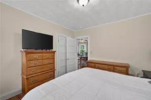 68 9th St, Providence, RI 02906 - Photo 39