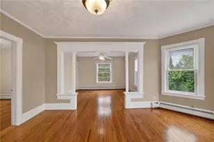 68 9th St, Providence, RI 02906 - Photo 27