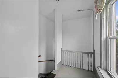 68 9th Street, Providence, RI 02906 - Photo 33