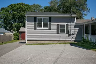 132 Evarts St, Newport, RI 02840 - Photo 29