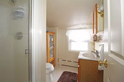 563 Aquidneck Avenue, Middletown, RI 02842 - Photo 13