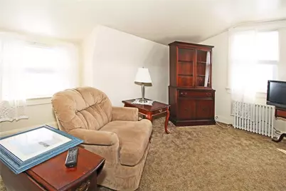 563 Aquidneck Avenue, Middletown, RI 02842 - Photo 7