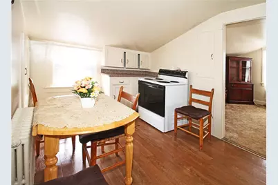 563 Aquidneck Avenue, Middletown, RI 02842 - Photo 5