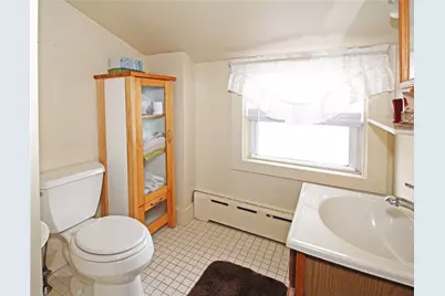 563 Aquidneck Avenue, Middletown, RI 02842 - Photo 15