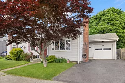 22 Mayfield Street, Pawtucket, RI 02861 - Photo 1