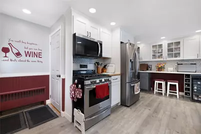 22 Mayfield Street, Pawtucket, RI 02861 - Photo 17