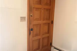 565 Mt Pleasant Ave, Providence, RI 02908 - Photo 3