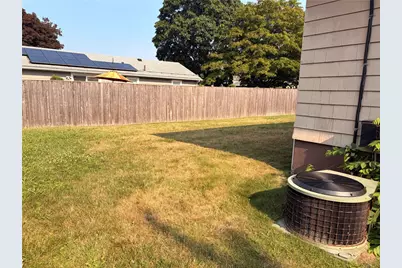 565 Mount Pleasant Avenue, Providence, RI 02908 - Photo 37