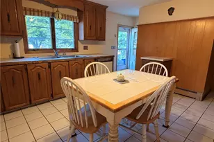 565 Mt Pleasant Ave, Providence, RI 02908 - Photo 11