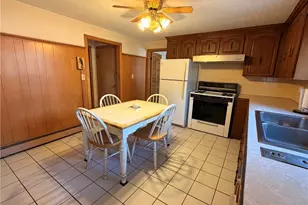565 Mt Pleasant Ave, Providence, RI 02908 - Photo 15