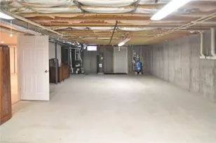 120 Country Meadow Ln, Glocester, RI 02814 - Photo 29