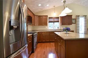 120 Country Meadow Ln, Glocester, RI 02814 - Photo 5