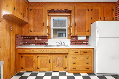 30 Iona Street, Providence, RI 02908 - Photo 11