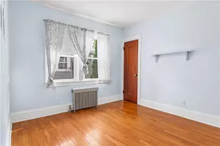 30 Iona St, Providence, RI 02908 - Photo 15
