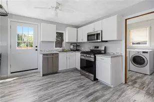 155 Stanton Ave, East Providence, RI 02915 - Photo 19