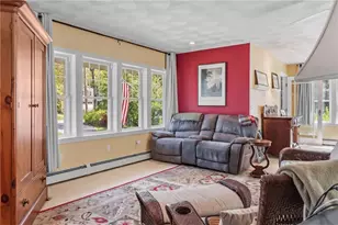 102 Woodbine Rd, South Kingstown, RI 02879 - Photo 9