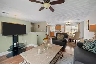19 Desmar Ct, Warwick, RI 02889 - Photo 21