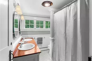 1111 Old Smithfield Rd, North Smithfield, RI 02896 - Photo 17