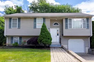 21 Milano St, Providence, RI 02904 - Photo 1