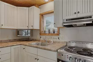 132 Evarts St, Newport, RI 02840 - Photo 7