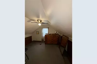 105 Burgess Avenue, Pawtucket, RI 02861 - Photo 11