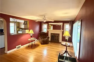 105 Burgess Ave, Pawtucket, RI 02861 - Photo 5