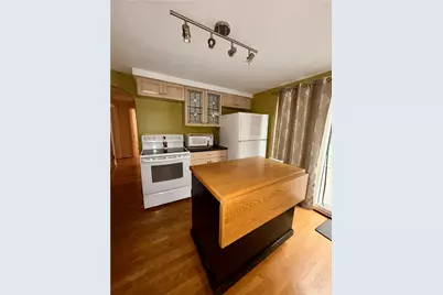 105 Burgess Avenue, Pawtucket, RI 02861 - Photo 3