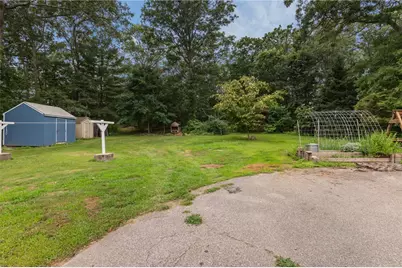 10 Ellis Road, North Kingstown, RI 02852 - Photo 35