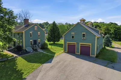 32 Equestrian Way, Cranston, RI 02921 - Photo 3