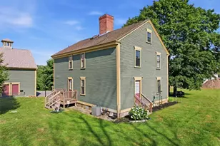 32 Equestrian Wy, Cranston, RI 02921 - Photo 7