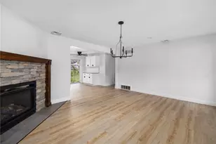 37 Gerald St, Warwick, RI 02886 - Photo 9