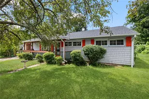 37 Gerald St, Warwick, RI 02886 - Photo 1