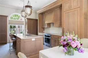 251 George St, Providence, RI 02906 - Photo 7