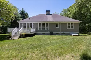 9 Newbury Dr, Westerly, RI 02891 - Photo 3