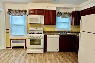 2 Locust Ave, North Providence, RI 02911 - Photo 5