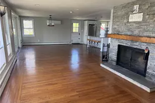 157 Betsey Williams Dr, Warwick, RI 02889 - Photo 17
