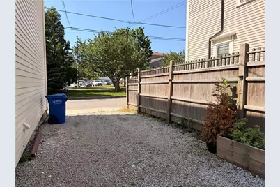 25 Marsh Street, Newport, RI 02840 - Photo 39