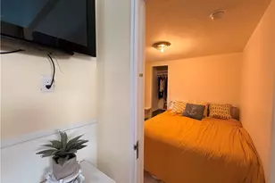 25 Marsh St, Newport, RI 02840 - Photo 29