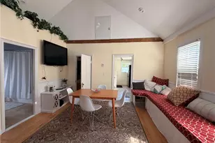 25 Marsh St, Newport, RI 02840 - Photo 37